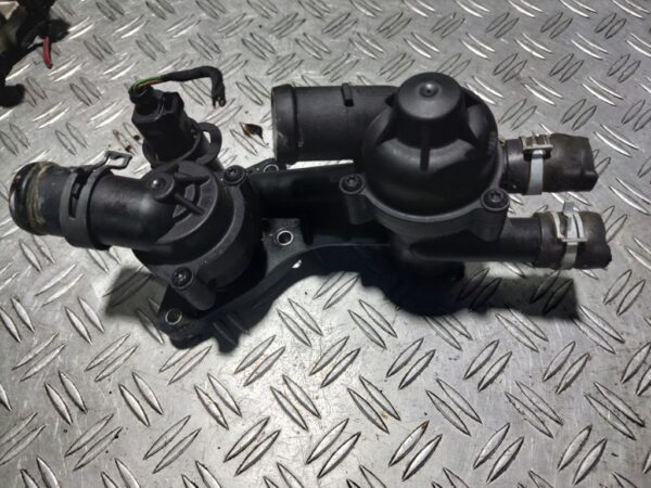 Corp termostat Audi Volkswagen Skoda 1.4 tsi cod 03c121118d