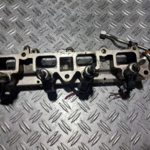 Rampa injectoare Volkswagen Skoda Seat 1.4 tsi cod motor CAX