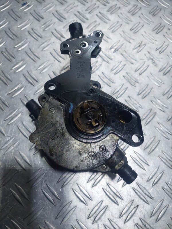 Pompa vacuum Volkswagen Skoda Seat 1.9 tdi cod 038145209M