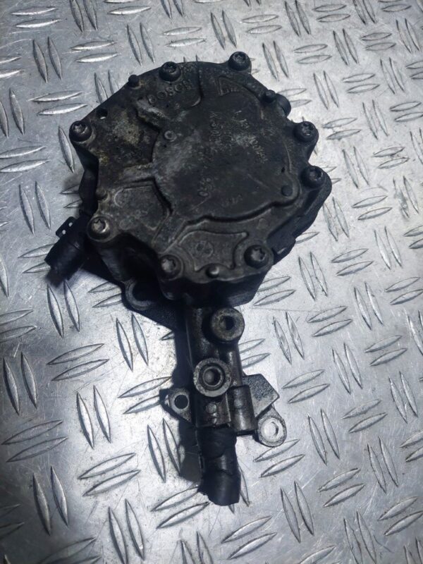 Pompa vacuum Volkswagen Skoda Seat 1.9 tdi cod 038145209M