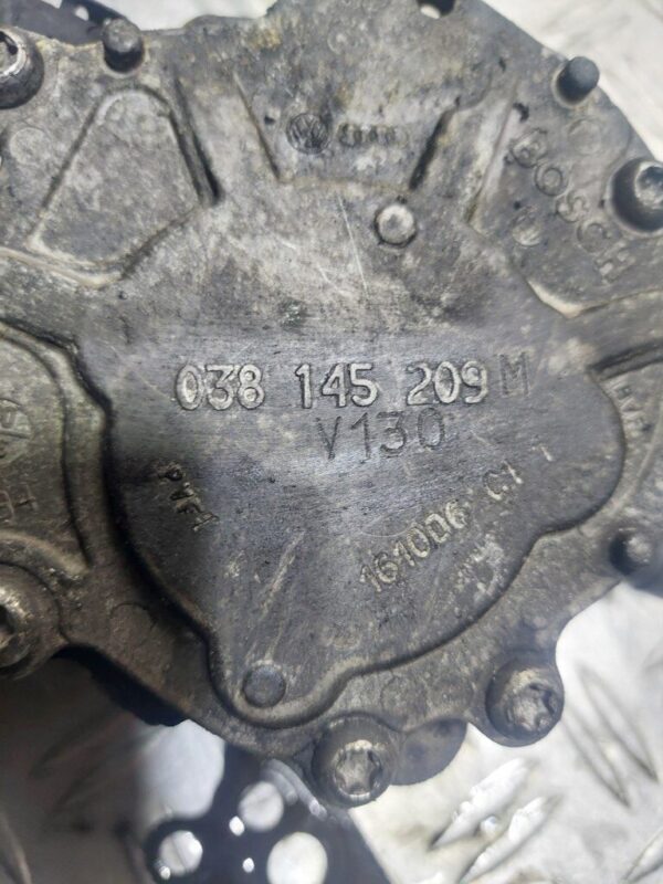 Pompa vacuum Volkswagen Skoda Seat 1.9 tdi cod 038145209M