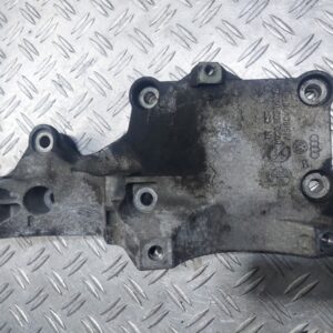 Suport accesorii Volkswagen Skoda Seat 1.9 tdi cod 038903143AF