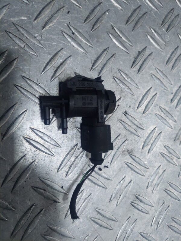 Electrovalva Volkswagen Skoda Audi 1.9 tdi cod 1J0906283C