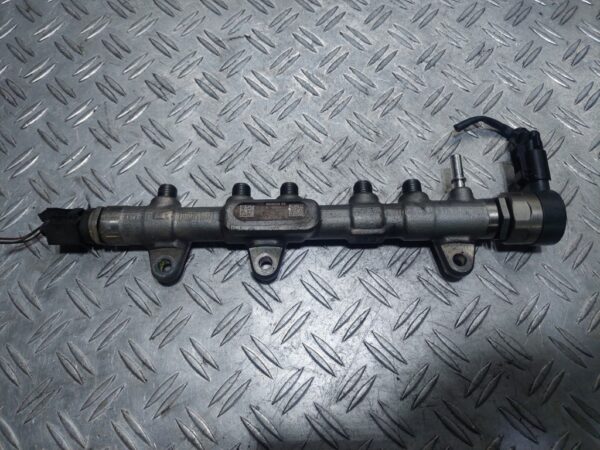 Rampa injectoare cu senzor BMW b47 cod 0445214330 / 851415501