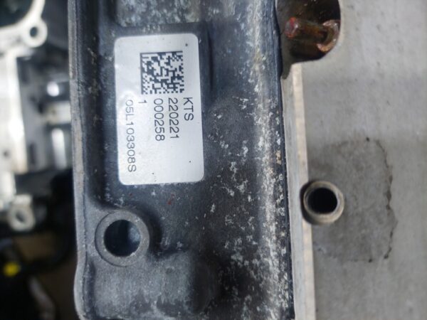 Chiulasa cu axe came 2.0 tdi passat B8 cod motor DTU cod 05L103308S