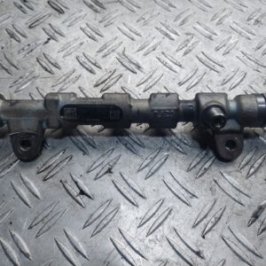 Rampa injectie cu regulator Alfa Romeo Fiat Doblo Jeep 1.6 M-jet cod 46337642