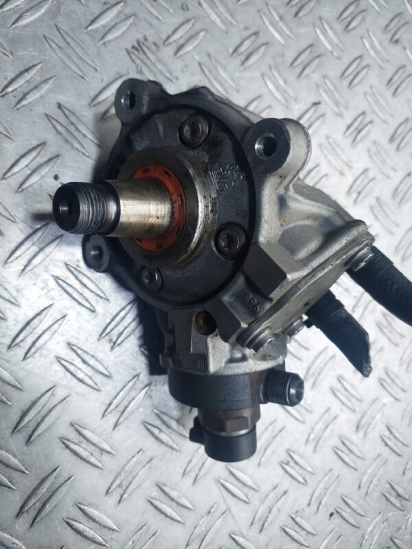 Pompa Injectie Volkswagen Skoda Audi Seat 2.0 Tdi cod 0445010790 05l130755
