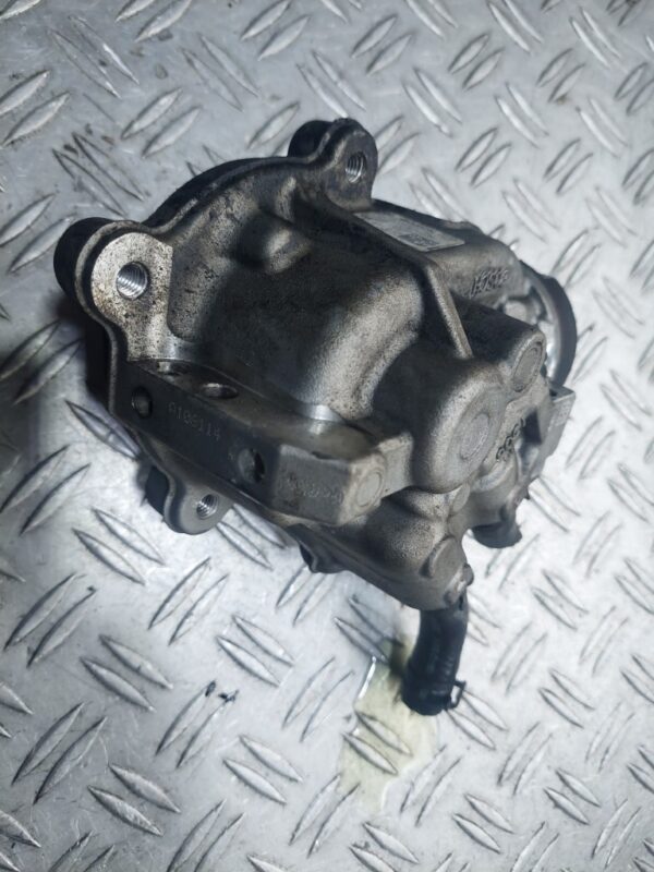 Pompa Injectie Volkswagen Skoda Audi Seat 2.0 Tdi cod 0445010790 05l130755