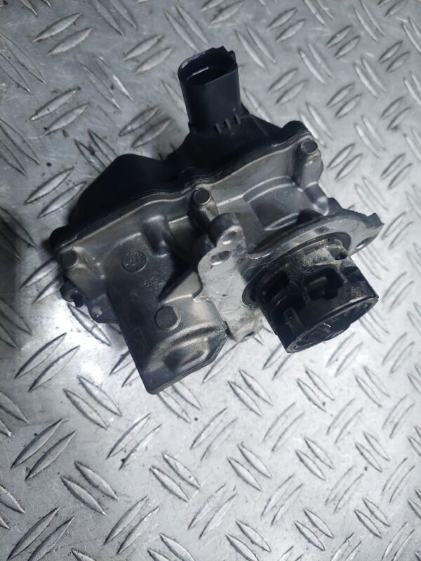 Supapa EGR Volkswagen Skoda Audi Seat 2.0 Tdi cod 05L131501N V110