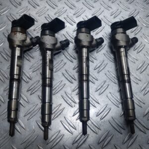 Injector Volkswagen Skoda Audi Seat 2.0 Tdi cod 0445110960 05L130277M