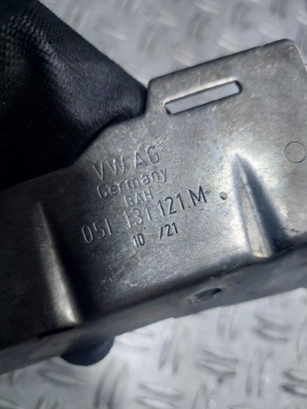 Suport evacuare Volkswagen Skoda Audi Seat 2.0 Tdi cod 05L131121M