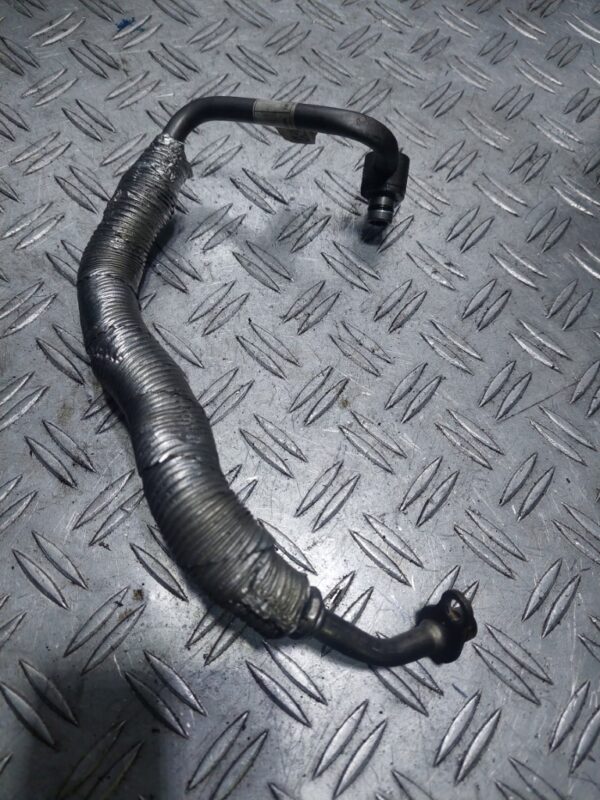 Teavă furtun de ulei turbina BMW Mini Cooper 2.0 benzina cod 7617534 Teavă furtun de ulei turbina BMW Mini Cooper 2.0 benzina cod 7617534
