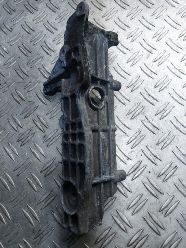Suport racitor EGR Mercedes Benz CLA A-Class GLA B-Class cod A6510943027