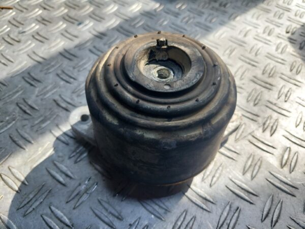 Suport motor tampon Mercedes C-Class W204 3.0 CDI cod A2042400717