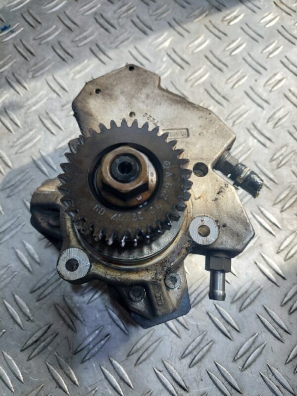 Pompa injectie inalte Mercedes C-Class W204 3.0 CDI cod 0445010145 A6420700501