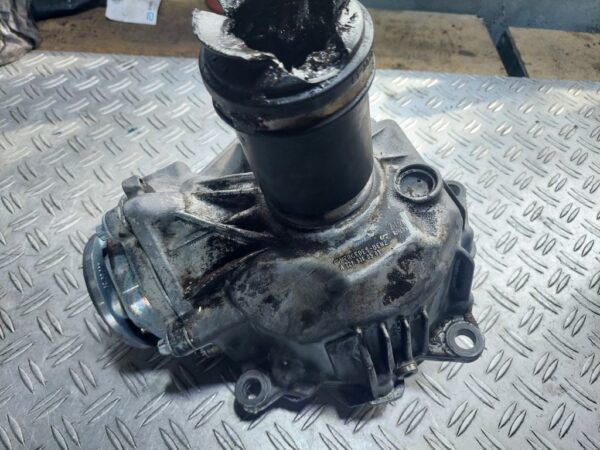 Cutie transfer grup fata Mercedes C-Class W204 3.0 CDI cod A2213310505