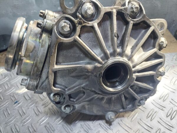 Cutie transfer grup fata Mercedes C-Class W204 3.0 CDI cod A2213310505