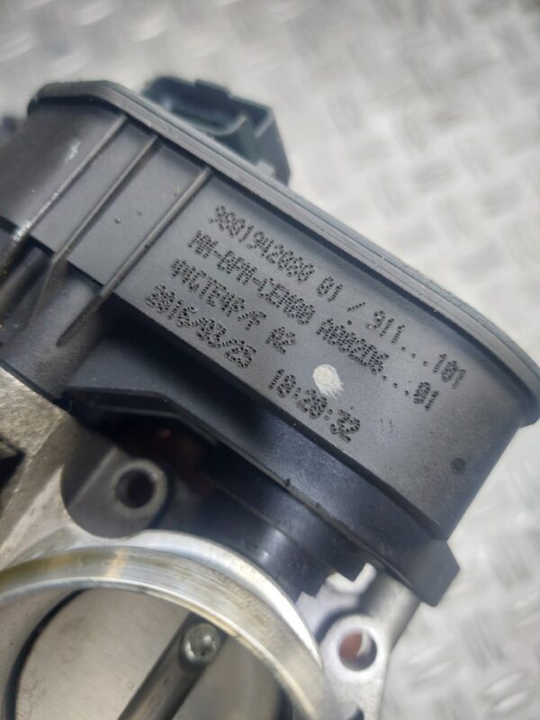 Clapeta acceleratie Peugeot 208 1.2 turbo THP euro 6 cod 9801942080
