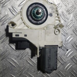 Motoras macara geam fata stanga Audi A6 C6 cod 4F0959801B