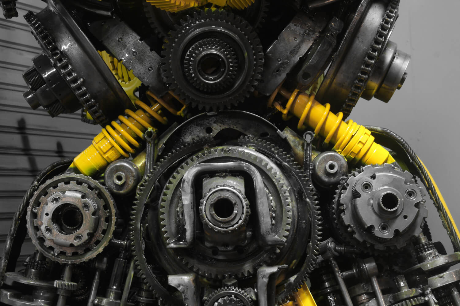 Motoare și cutii de viteze second-hand din import