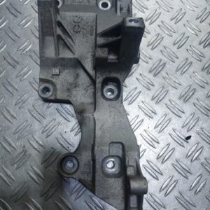 Suport accesorii motor Skoda Volkswagen Seat 1.4 TDI BNM cod 045903143E