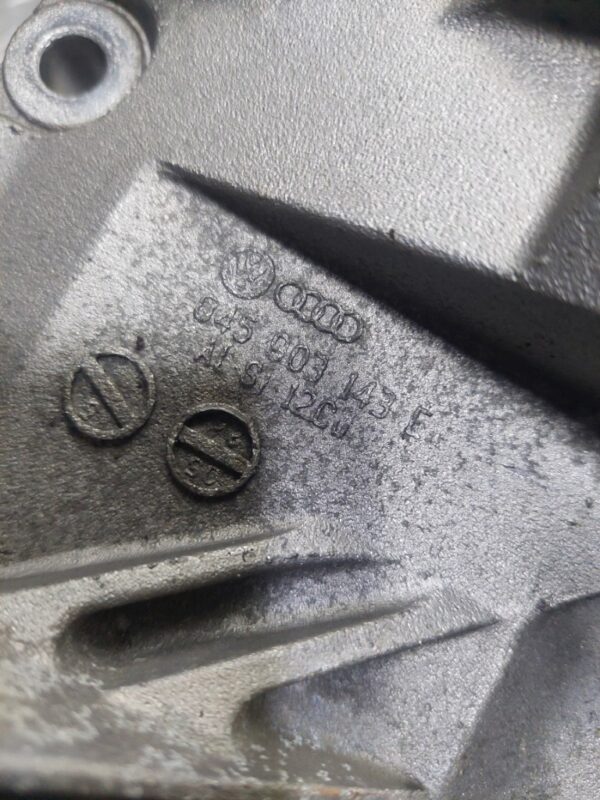 Suport accesorii motor Skoda Volkswagen Seat 1.4 TDI BNM cod 045903143E