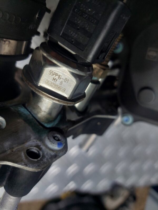 Galerie admisie completa Volkswagen Audi Skoda 2.0 FSI cod motor BVY