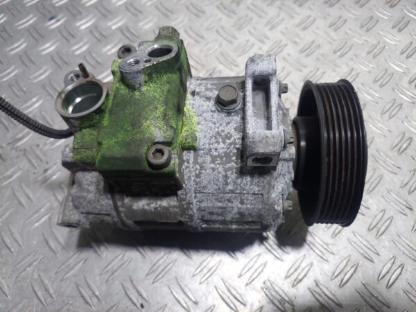 Compresor AC Volkswagen Audi Skoda 2.0 FSI BVY cod 1K0820859D