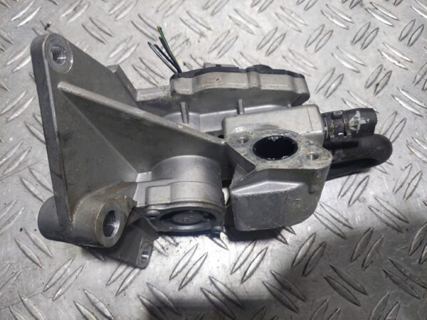 Supapa valva EGR Volkswagen Audi Skoda 2.0 FSI BVY cod 06F131503B