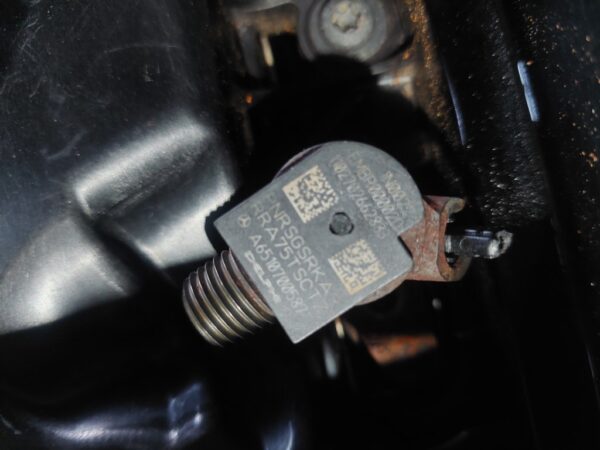 Injector Mercedes Sprinter euro 5 cod motor A651956 cod A6510700587