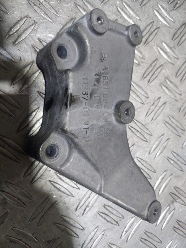Suport motor Mercedes Sprinter 2.2CDI euro 5 cod motor 651956 cod A6510940039