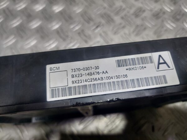 20250509_163207 Panou sigurante Jaguar XF an 2010 cod BX23-14B476-AA 7370-0307-30