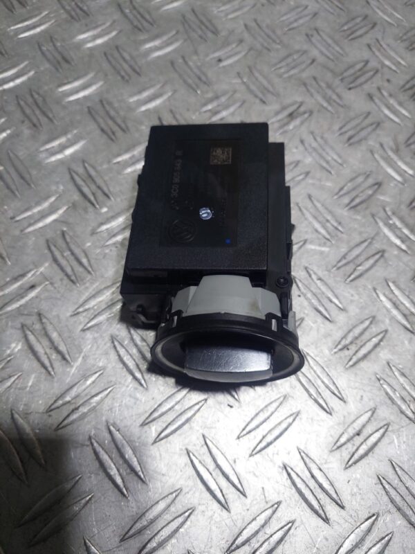 Contact pornire + cheie cod 3C0905843R Volkswagen Passat B6