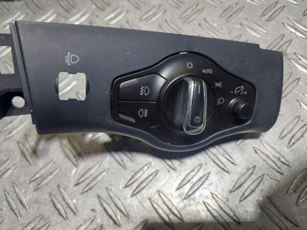 Comutator bloc lumini Audi A4 B8 2.0 TDI cod 8K0941531AL