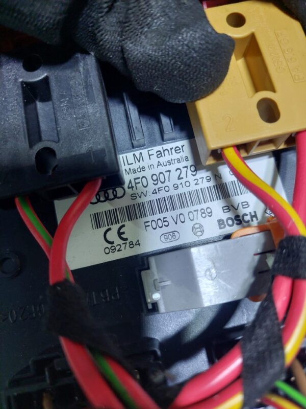 Calculator modul confort audi Q7 cod 4F0907279