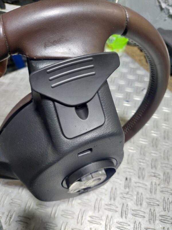 Volan piele cu padele comenzi si airbag in 3 spite Jaguar XF an 2011
