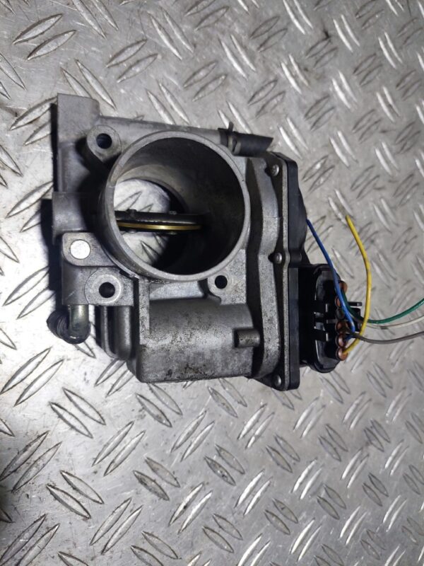 Clapeta acceleratie Mazda CX-7 Mazda 6 cod motor R2AA cod R2AA136B0A