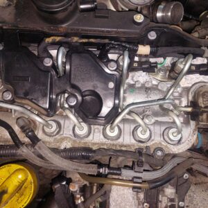 Injector Nissan Renault Opel 2.0 DCi motor M9R cod 0445115022 AH82409395