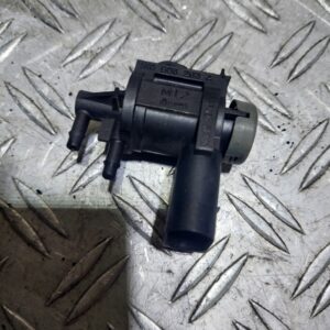 Electrovalva vacuum EGR Volkswagen Golf 6 1.6 tdi cod 1K0906283A