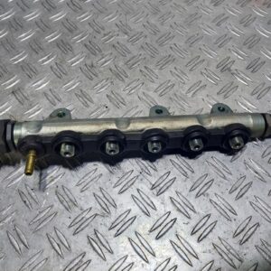 Rampa injectoare Opel Vivaro 2.0 CDTi cod 0445214062 H82426550
