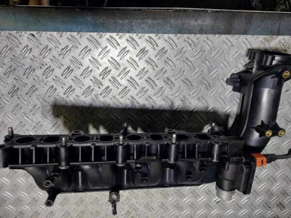 Galerie admisie Opel Astra J cod motor A17DTE cod 55578962