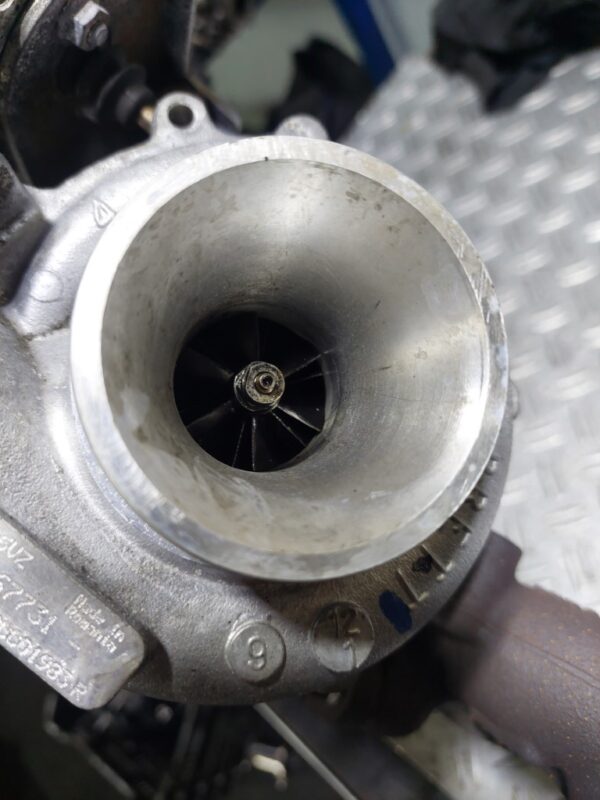 Turbina Opel Astra J cod motor A17DTE cod 55567731