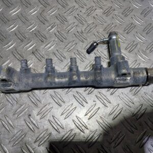 Rampa injectie Opel astra J an 2013 motor 1.7 CDTI completa