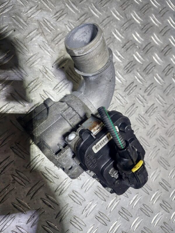 Clapeta acceleratie Opel Vectra C Zafira B Astra H cod 55199974