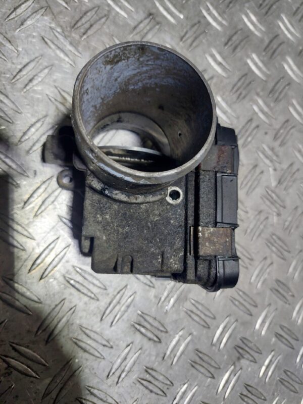 Clapeta acceleratie Iveco Daily V 2.3 hpi euro 5 cod 504385629