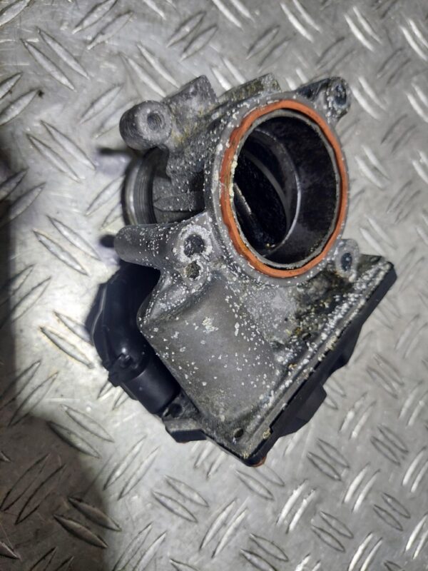Clapeta acceleratie 2.0 TDI Volkswagen Seat Skoda Audi cod 03L128063D