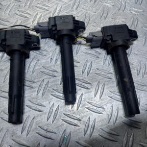 Set 3 bobine inductie Suzuki Celerio 1.0 benzina cod motor K10B cod 6X2012 Set 3 bobine inductie Suzuki Celerio 1.0 benzina cod motor K10B cod 6X2012