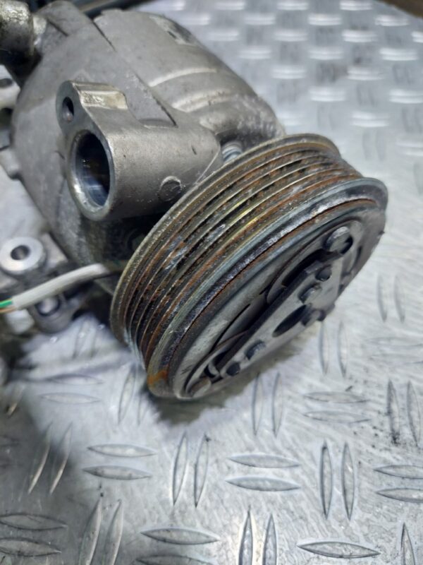 Compresor Ac Peugeot 1.0 VVT-i motor CFB 1KRB52 cod  88310-YV010-D 