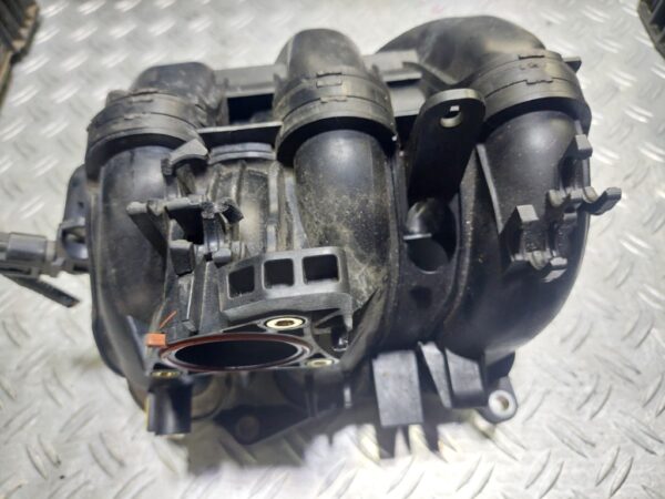 Galerie admisie Peugeot 1.0 VVT-i motor CFB 1KRB52 cod 17120-0Q040