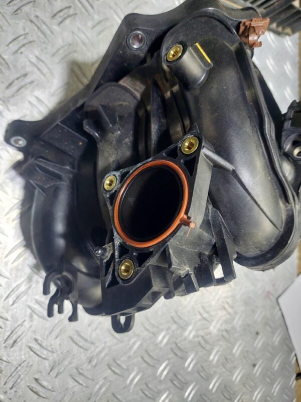 Galerie admisie Peugeot 1.0 VVT-i motor CFB 1KRB52 cod 17120-0Q040